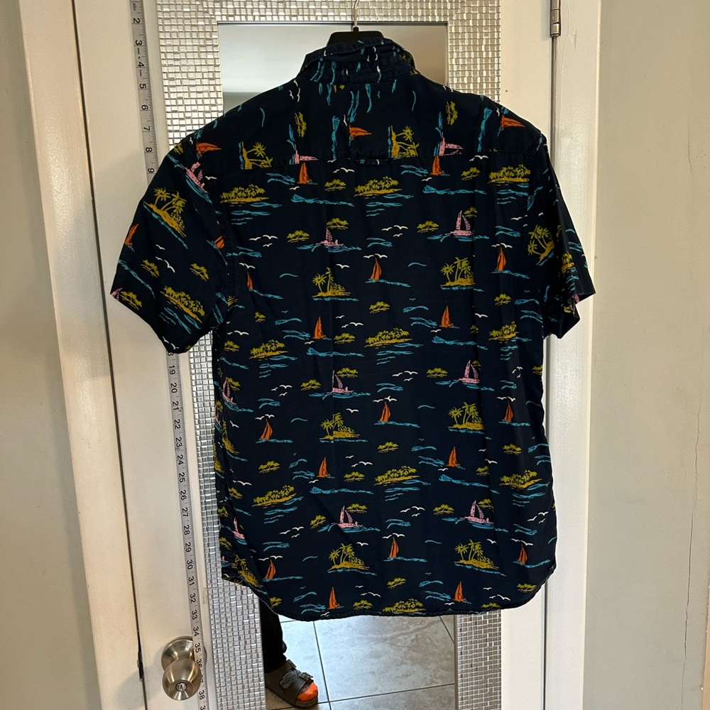 GUC summer shirt